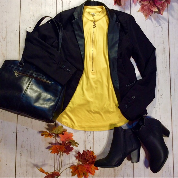 Perception Concept Yellow 1/4 Zip Sleeveless Shell - Picture 6 of 7